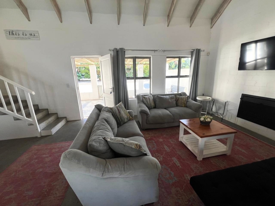 4 Bedroom Property for Sale in Golden Mile Western Cape